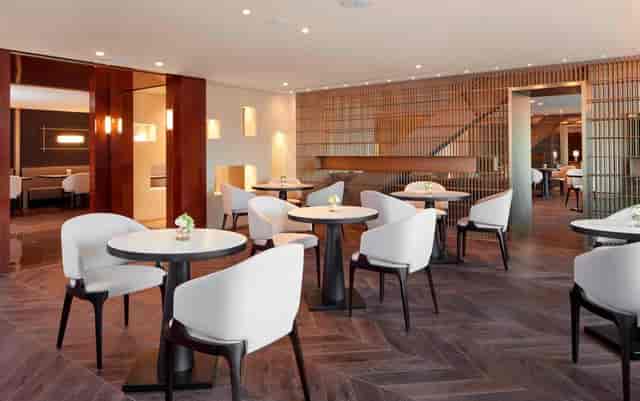 VIP Room at JW Marriott Seoul: modern event space with elegant decor for intimate gatherings.
