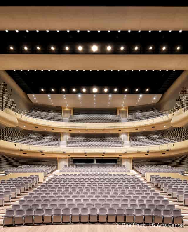 LG Arts Center SEOUL