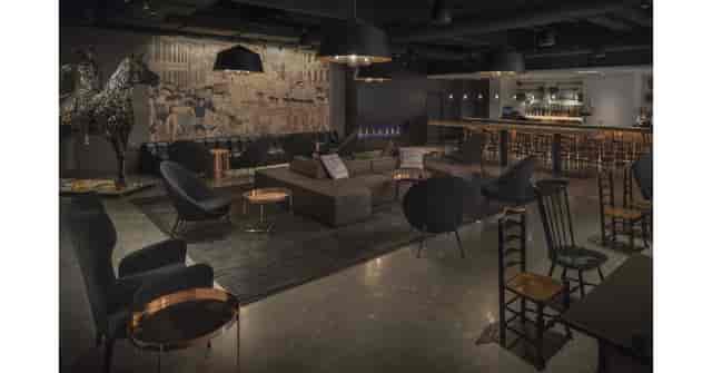 Stylish Lantern Lounge at Revere Hotel, ideal for networking events and meetings.