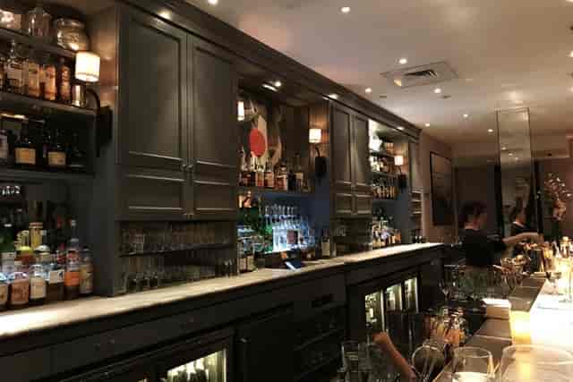 Stylish bar at The Hawthorne, perfect for cocktail receptions and networking events.