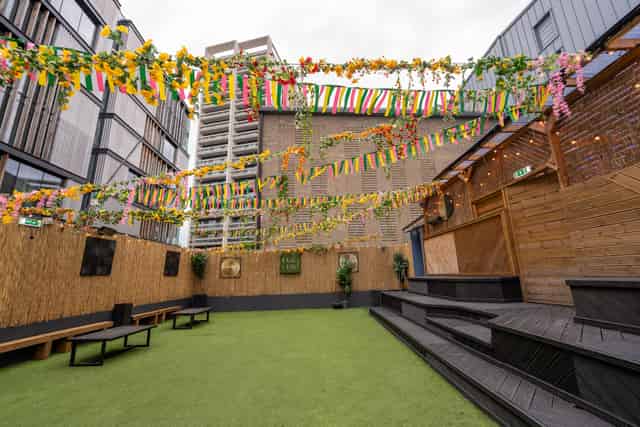 Pop Up Bar