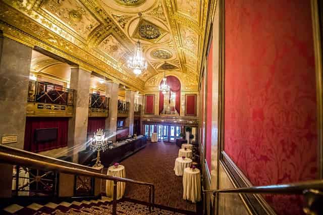 1924 LOUNGE