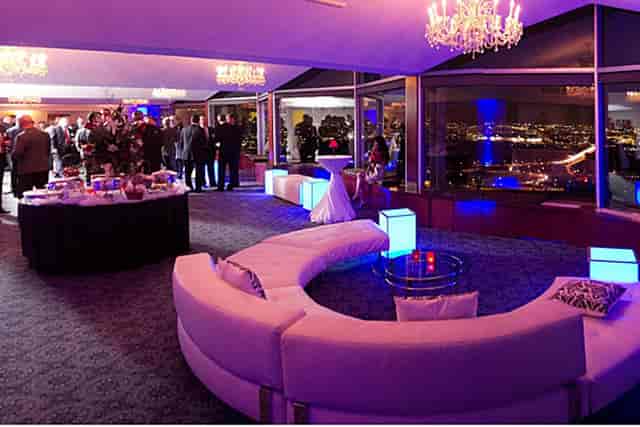 Sophisticated conference facility with elegant lighting, ideal for networking events.