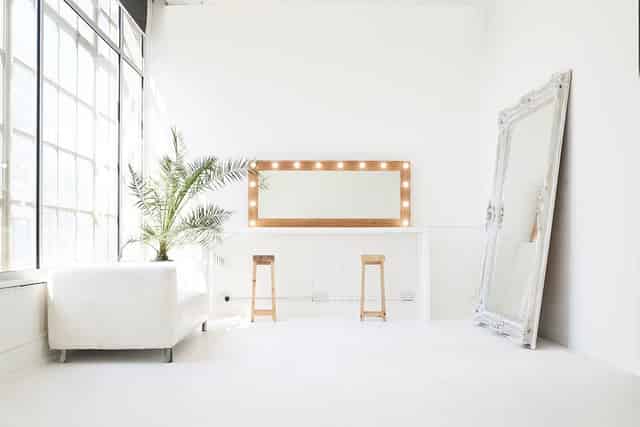 Studio 01