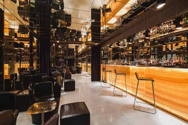 bar