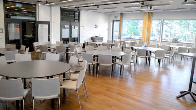 Banquet hall
