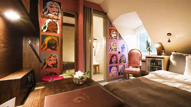 rooms