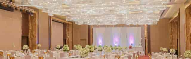 Elegant event space in Crowne Plaza Shanghai with twinkling ceiling lights for weddings and corporate events.