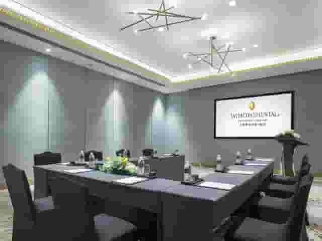 Crystal Room