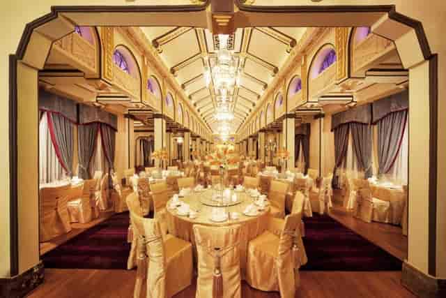 Elegant banquet hall at Nine Heaven, Fairmont Peace Hotel, ideal for weddings and corporate events.