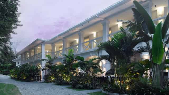 Courtyard Suites