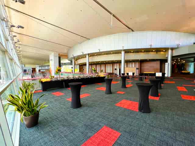 Garnet Meeting Rooms 213-218, modern event venue in Singapore EXPO for conferences and receptions.