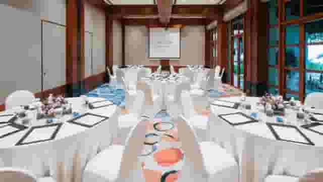 Cinnamon Room