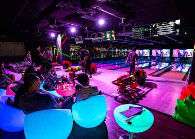 11 best bowling alleys in Singapore for ...