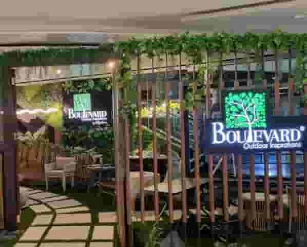 Outdoor Bar