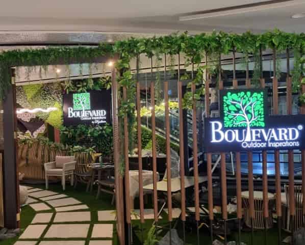 Outdoor Bar