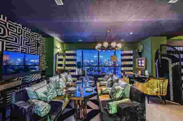 The Lounge