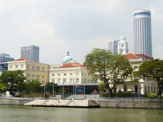 Riverfront Forecourt