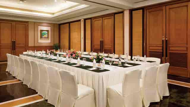 Meeting room in Trident Jaipur with elegant table setup for corporate events and conferences.