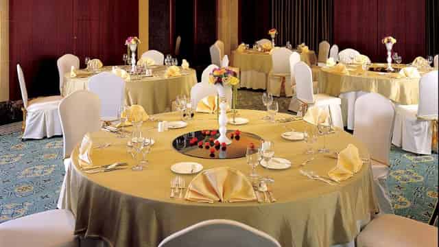 Small-Size Banquets