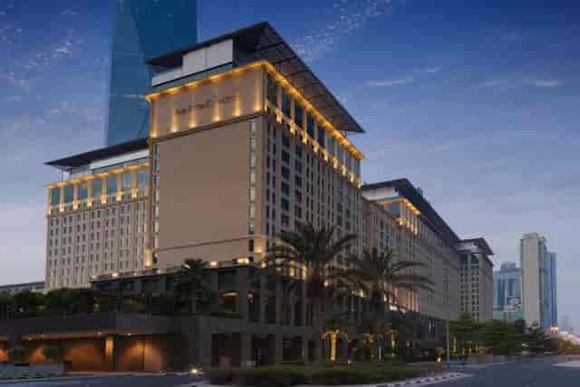 The Ritz-Carlton Dubai International ...