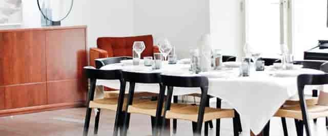 Elegant dining table in Church House, West London for corporate dinners and gatherings.
