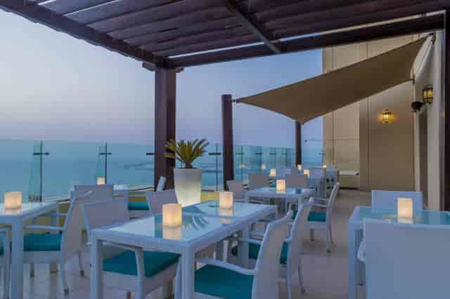 Pure Sky Lounge - Hilton Dubai The Walk ...