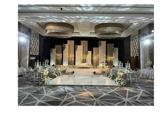 Elegant meeting room at Sheraton Grand Dubai, perfect for weddings and corporate events.