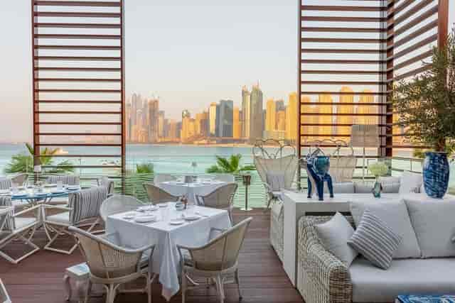 Stylish outdoor venue in Alici with skyline views, perfect for upscale events and gatherings.