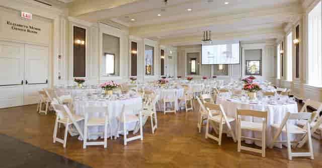 Chicago History Museum event space with elegant tables, ideal for banquets and corporate gatherings.