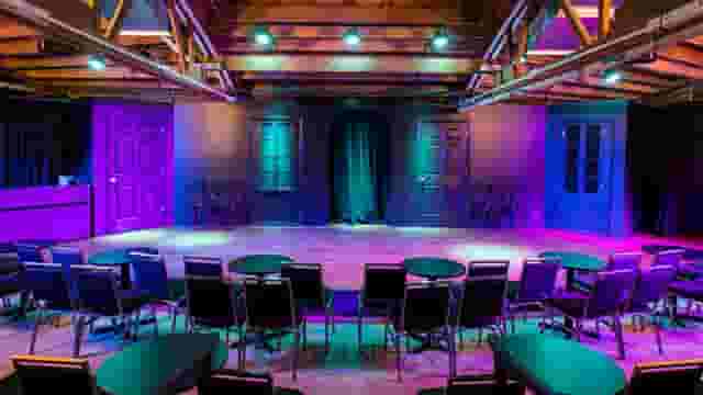 Comedy club