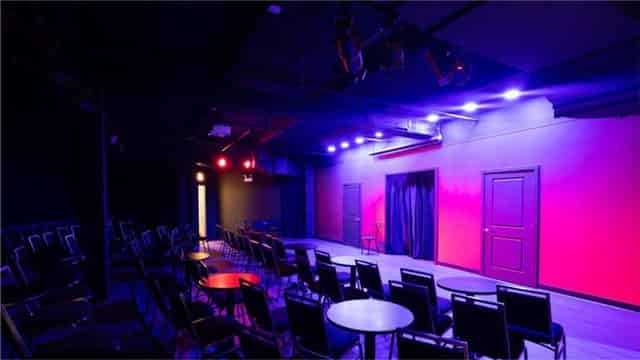 Comedy club