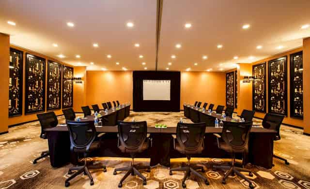 Rogue Boardroom
