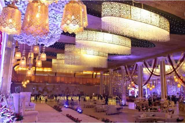 Banquet hall