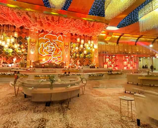Banquet hall