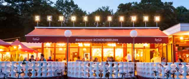 "Elegant beer garden patio in The Castle Berlin, perfect for events and gatherings."