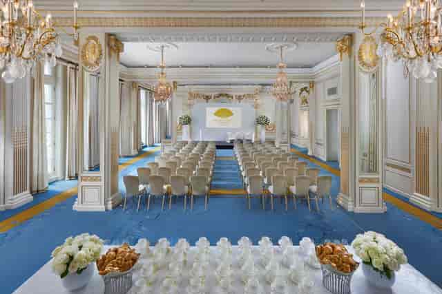 Mandarin Oriental Hyde Park, London - image 2