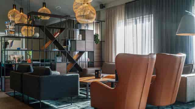 Modern lounge in Go Hotel Østerport for informal meetings and networking events.