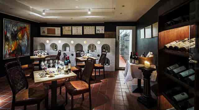 Elegant wine cellar in Glostrup Park Hotel for private tastings and corporate events.