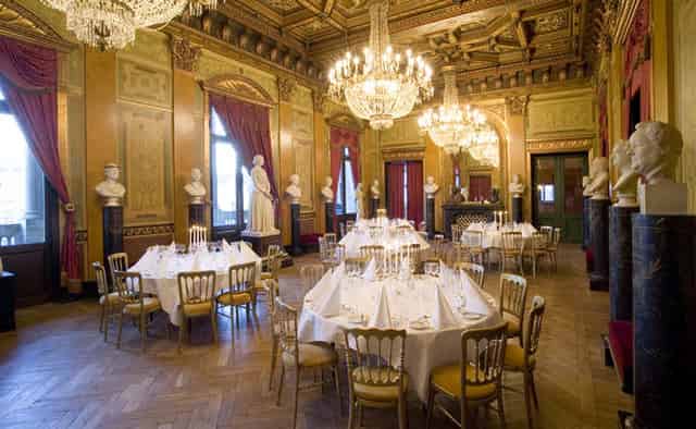 Henckel Lounge
