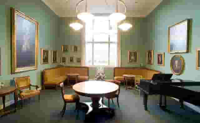 Henckel Lounge