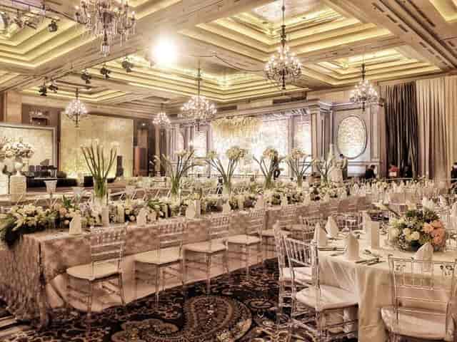 Elegant Kempinski Grand Ballroom, ideal for upscale weddings and corporate events.
