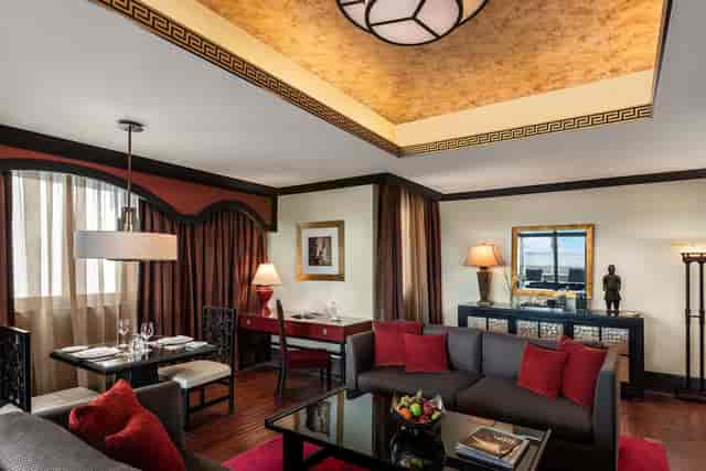 Luxurious conference room at Oaks IBN Battuta Gate, ideal for meetings and retreats.