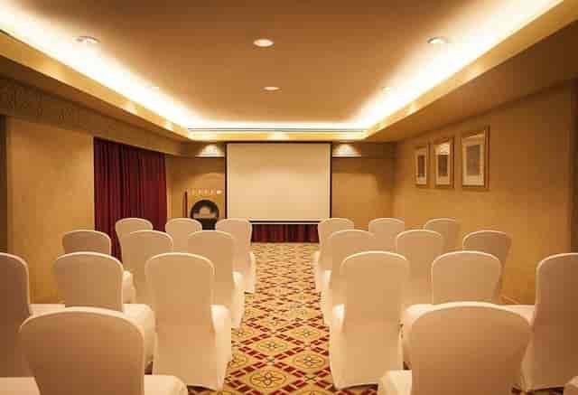 Hotel Oaks Ibn Battuta Gate Dubai in ...