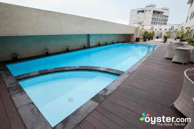 Rooftop pool at Swiss-Belhotel Harbour Bay, perfect for networking events and social receptions.