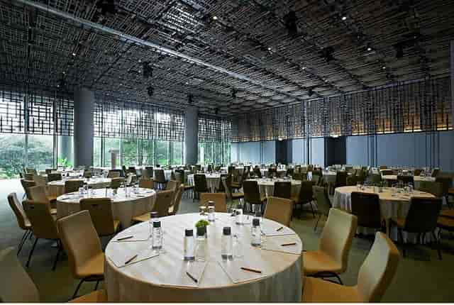 William Pickering Ballroom at PARKROYAL, modern event space for banquets and conferences.