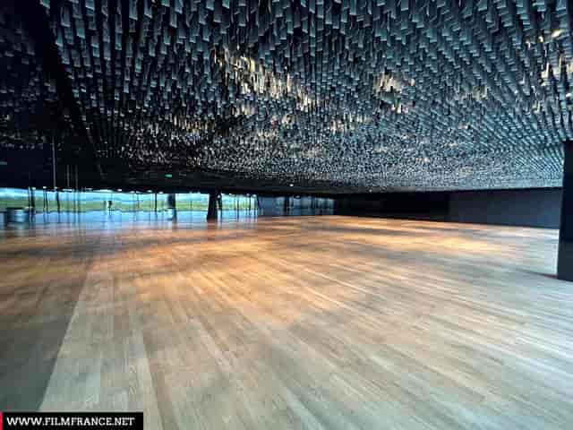 Elegant Panoramic Petit Salon, Cité de la musique - ideal for conferences and gala events.