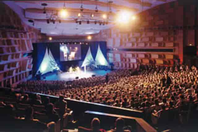 Large auditorium in Le Palais des Congrès for impactful presentations and networking events.