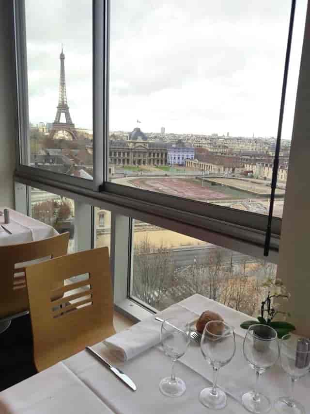 UNESCO Restaurant with Eiffel Tower view, ideal for corporate events and gatherings.