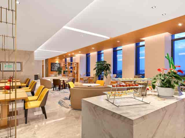 Holiday Inn Chengdu Qinhuang